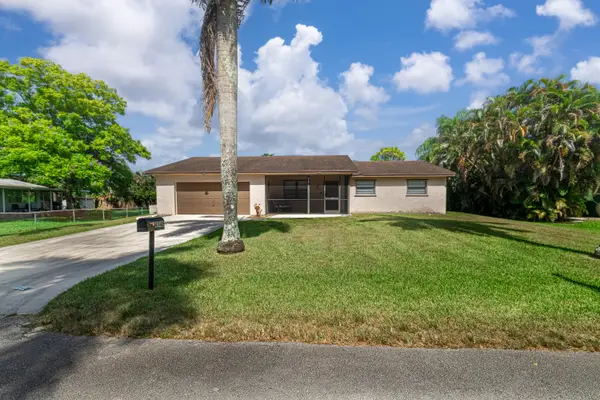 4340 SW 74th Avenue, Davie, FL 33314