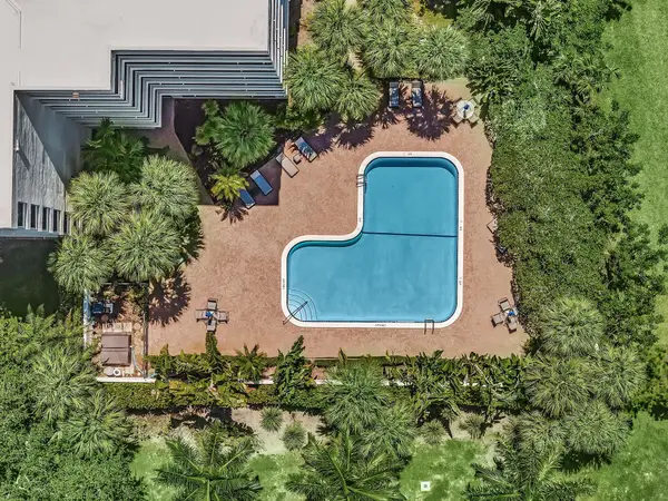 23200 Camino Del Mar #Apt 106, Boca Raton, FL 33433