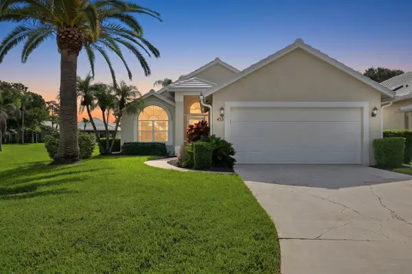 433 SW Fairway Lake, Port St Lucie, FL 34986