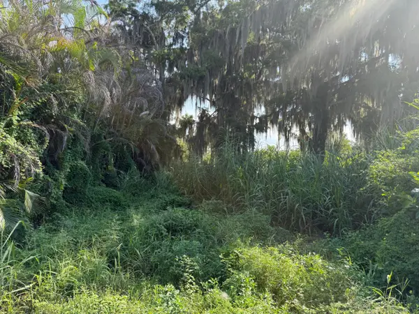 9825 U.s. 441, Okeechobee, FL 34974