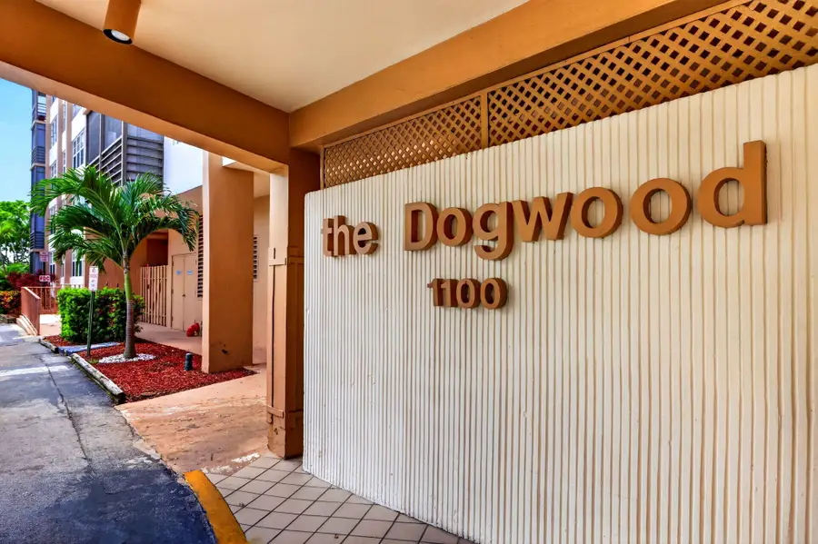 1100 St Charles Place #PH3, Pembroke Pines, FL 33026 - #3