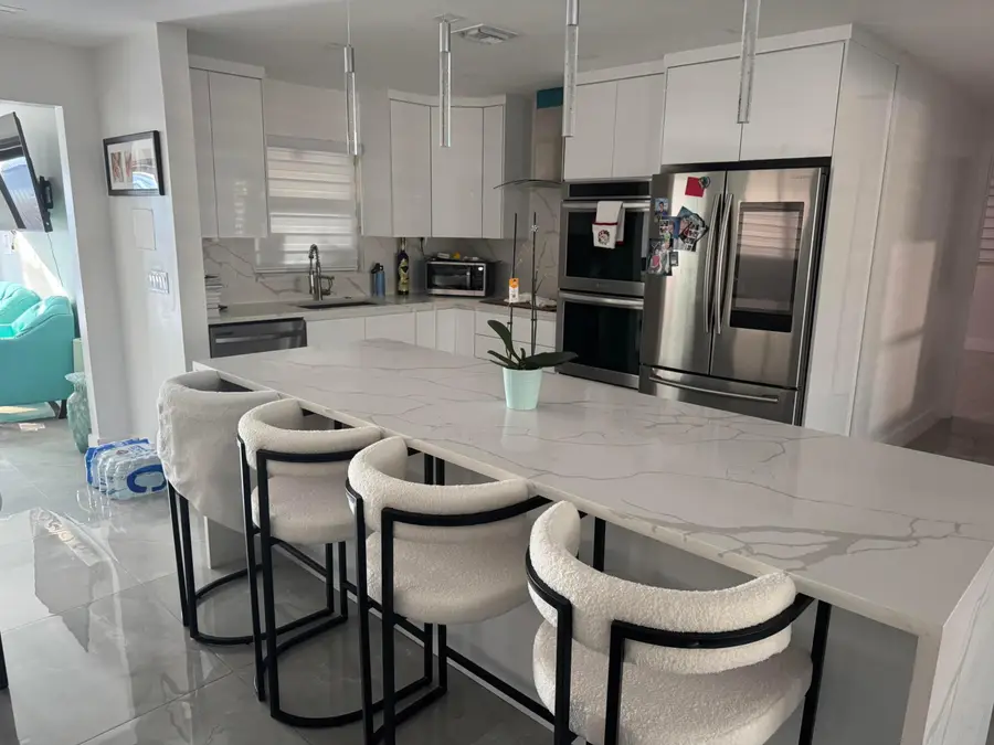 429 Santa Anna Drive, Palm Springs, FL 33461 - #2