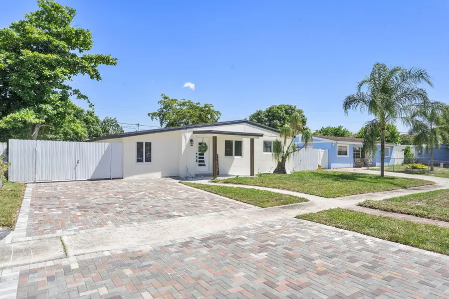 416 Tuskegee Drive, Lake Worth, FL 33462 - #2