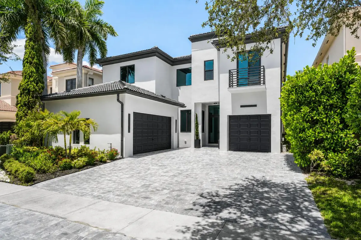 17931 Lake Azure Way, Boca Raton, FL 33496 - #1
