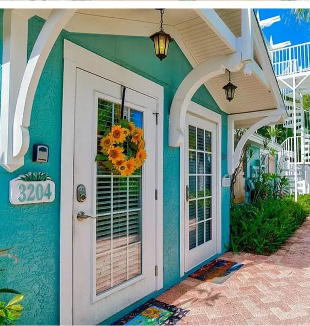 3204 6th Avenue, Holmes Beach, FL 34217 - #1