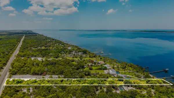 7507 S Indian River Drive, Fort Pierce, FL 34982