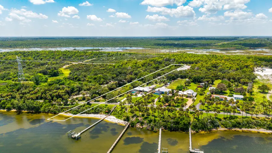 7507 S Indian River Drive, Fort Pierce, FL 34982 - #2