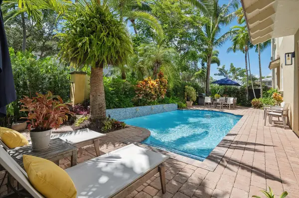 608 NE 11th Avenue, Fort Lauderdale, FL 33304
