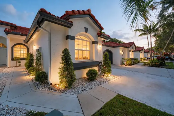 8255 Via Bella, Boca Raton, FL 33496