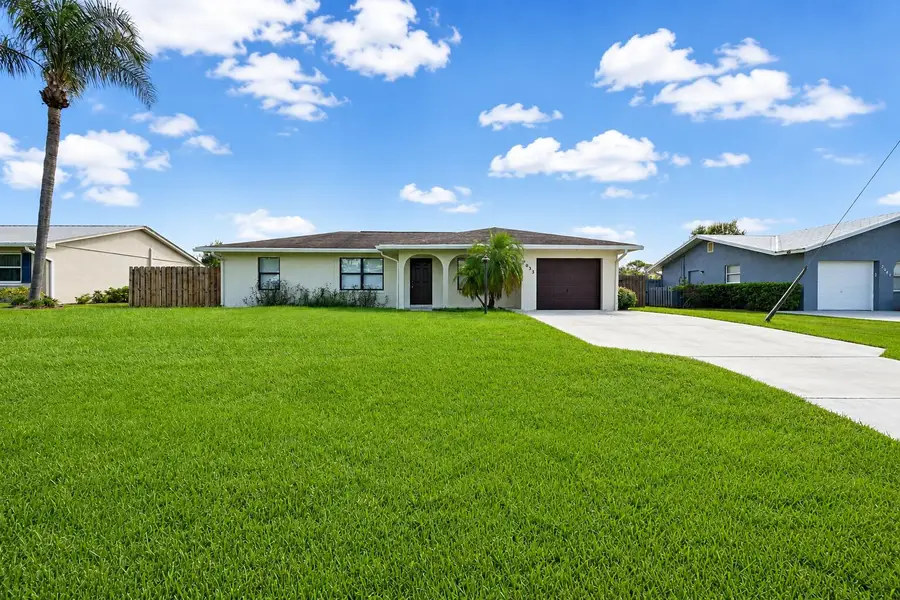 2033 SW Gemini Lane, Port Saint Lucie, FL 34984 - #2