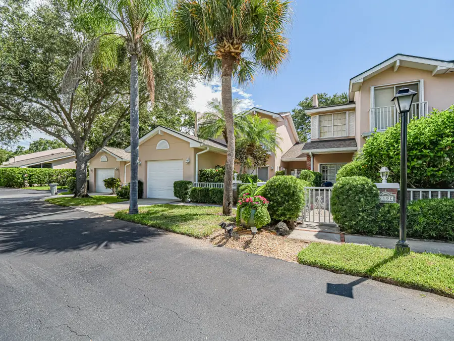 219 E Park Shores Circle #219B, Indian River Shores, FL 32963 - #2
