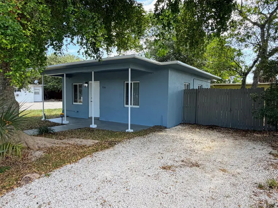 716 NW 17th Avenue, Fort Lauderdale, FL 33311 - #2