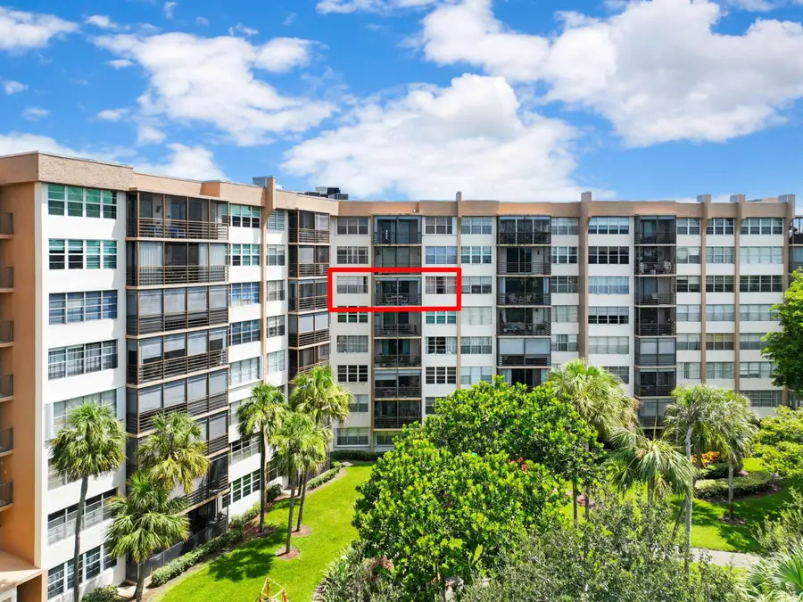1400 Saint Charles Place #624, Pembroke Pines, FL 33026 - #2