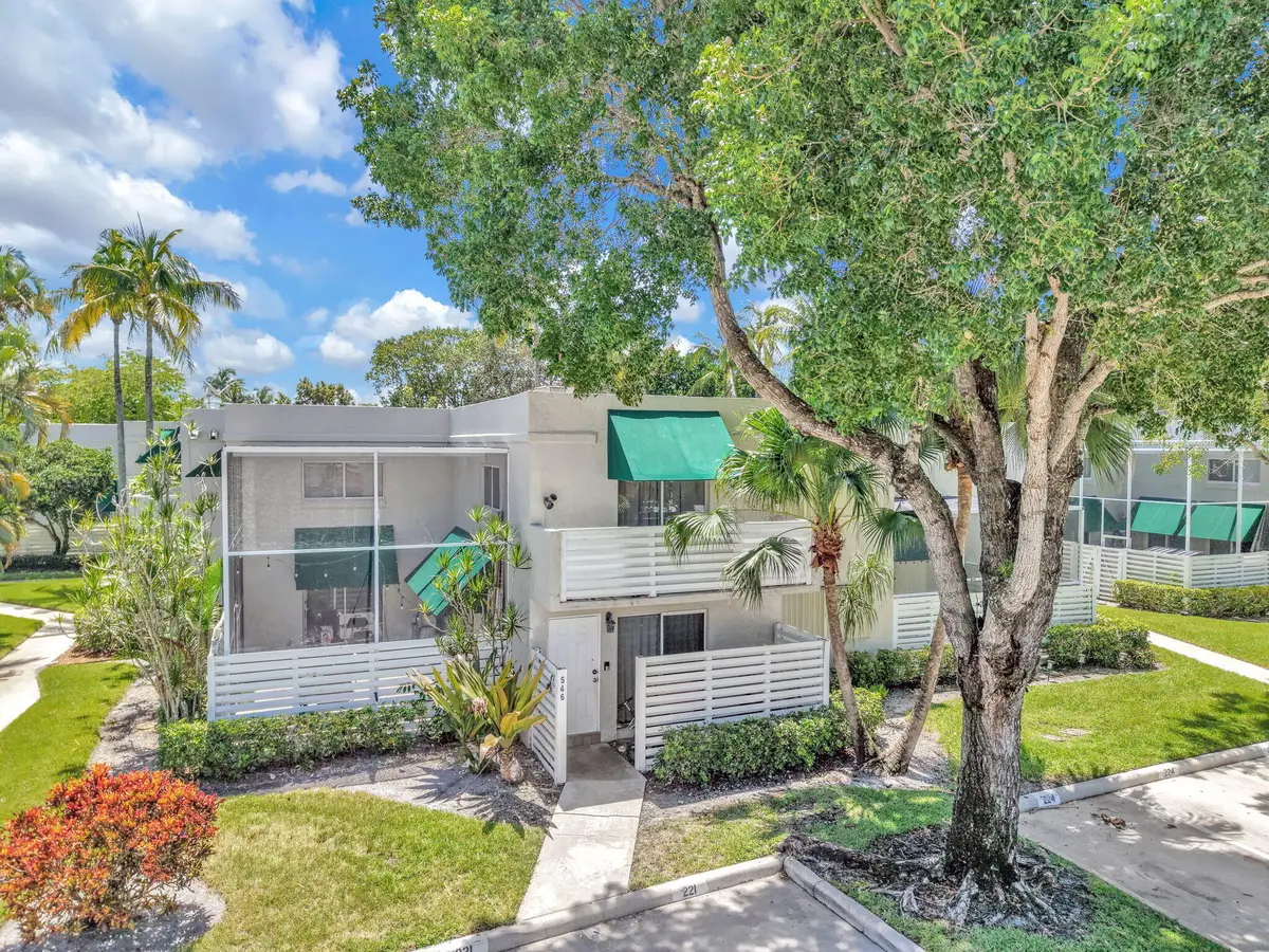 544 NW 98th Avenue, Plantation, FL 33324 - #1