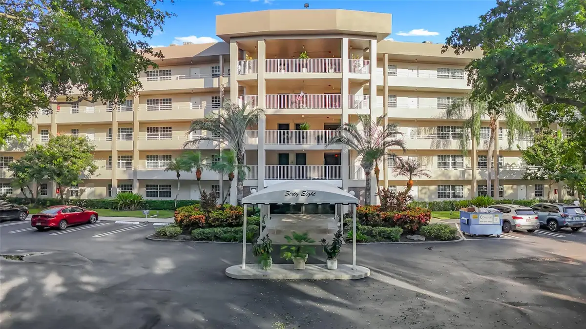 545 Oaks Lane #410, Pompano Beach, FL 33069 - #1