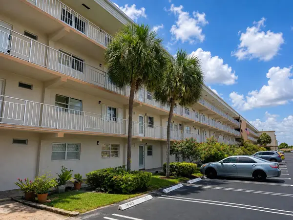 230 NE 26th Avenue #404, Boynton Beach, FL 33435