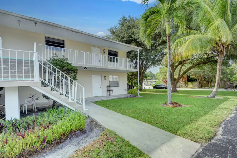 1733 3rd Avenue N #24, Lake Worth, FL 33460 - #3