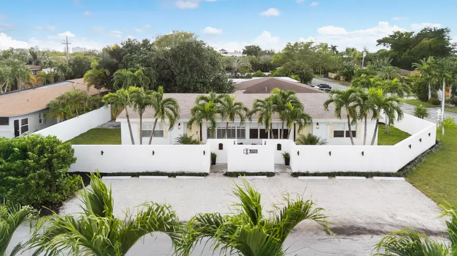 2000 NE 17th Court #1-2, Fort Lauderdale, FL 33305 - #2
