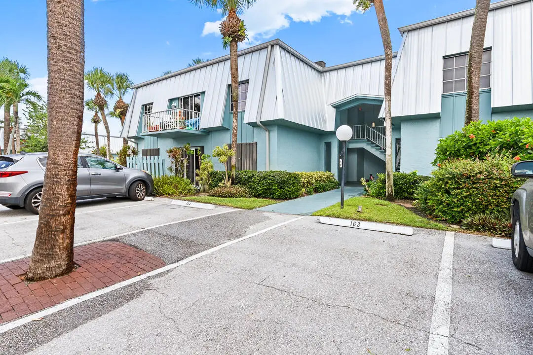 950 S Kanner Highway #Unit B31, Stuart, FL 34994 - #1