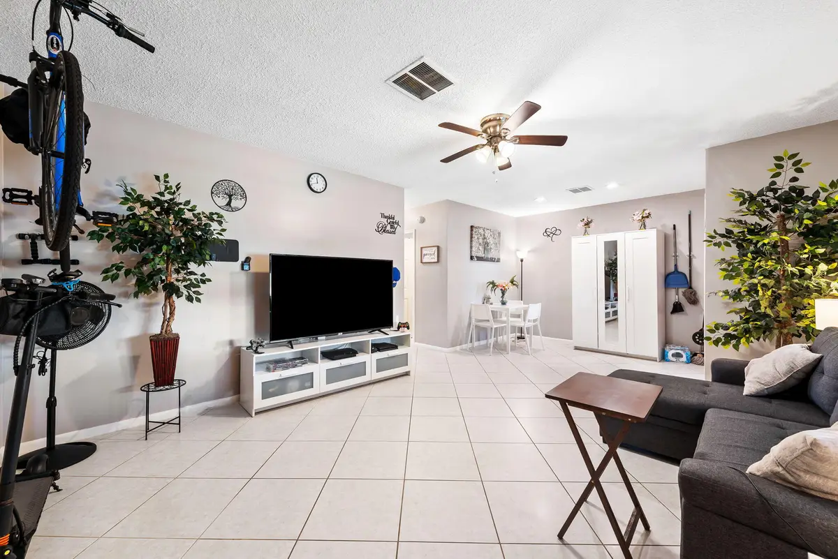 2100 NE 38th Street #205, Lighthouse Point, FL 33064 - #1