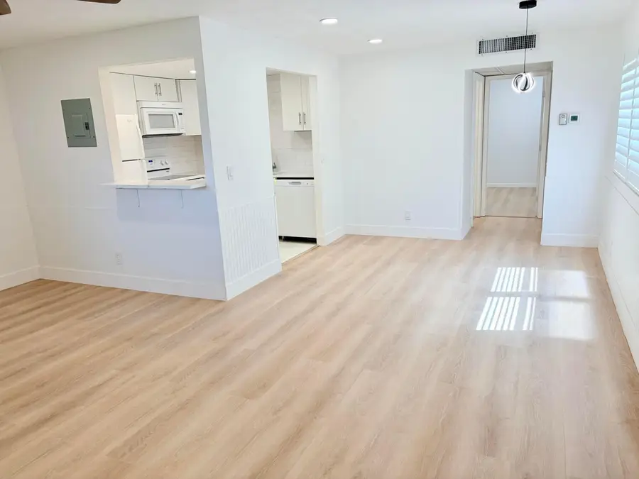 251 Flanders F, Delray Beach, FL 33484 - #3