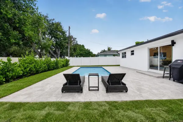 2521 Jaeger Drive, Delray Beach, FL 33444