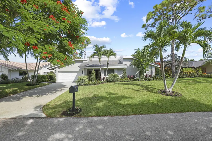 824 Foxpointe Circle, Delray Beach, FL 33445 - #2