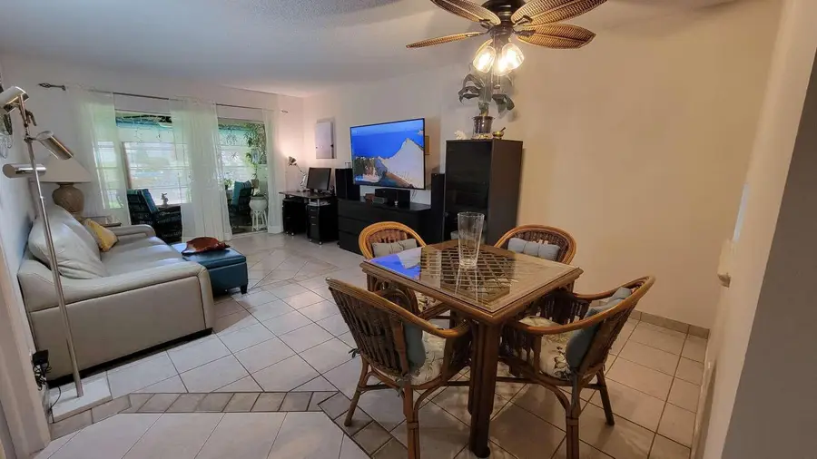 3001 NW 46th Avenue #104, Lauderdale Lakes, FL 33313 - #2