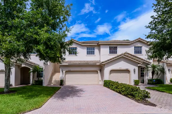 8190 Mulligan Circle, Port St Lucie, FL 34986