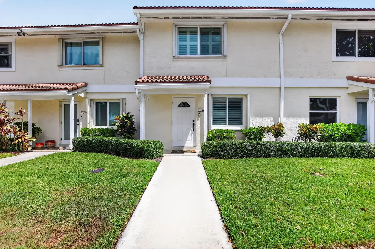 6388 Boca Circle, Boca Raton, FL 33433 - #1