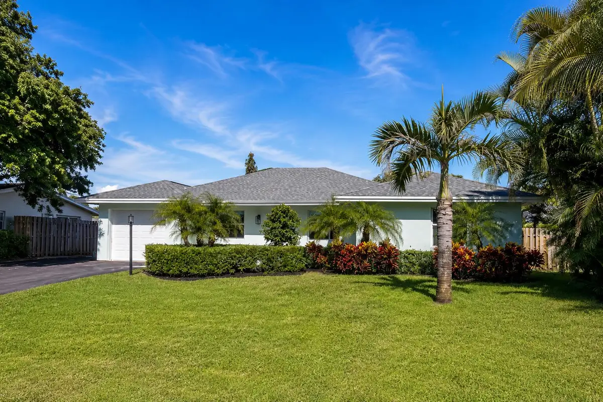 364 Venus Avenue, Tequesta, FL 33469 - #1