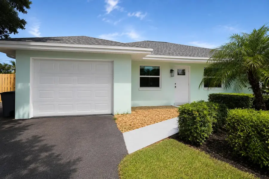 364 Venus Avenue, Tequesta, FL 33469 - #3