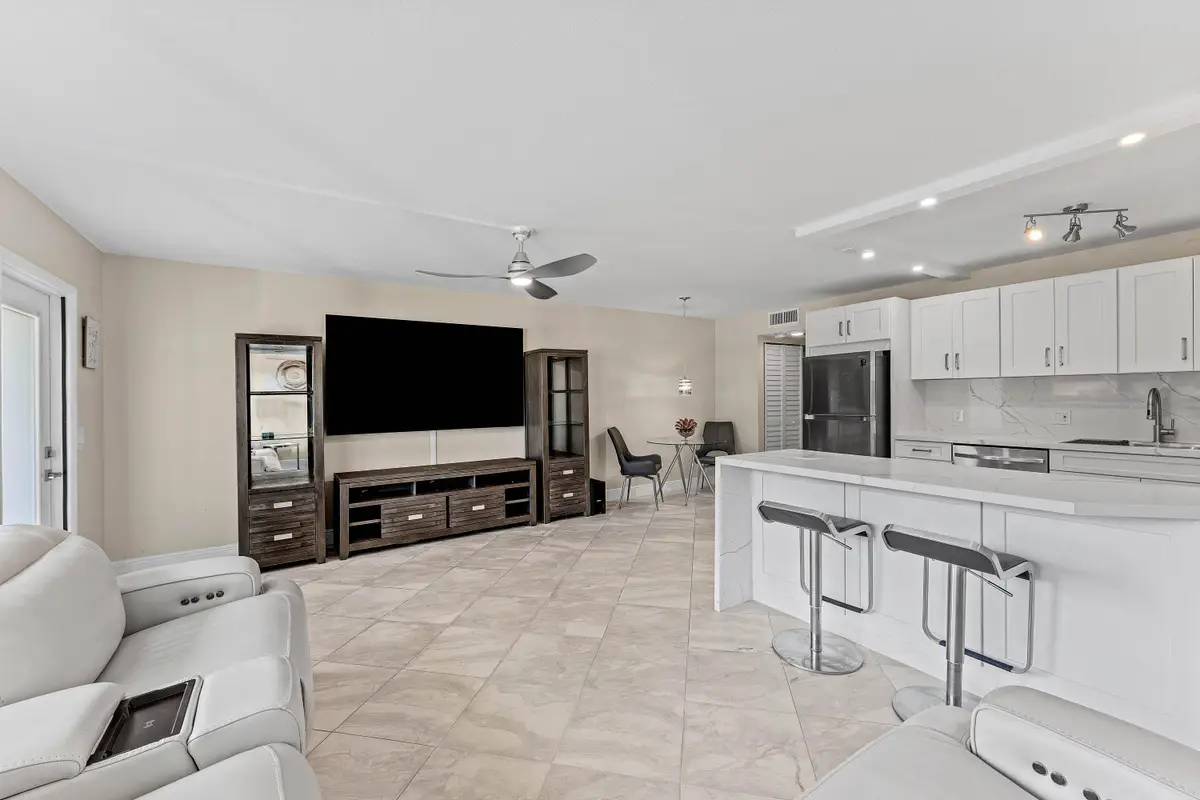 1015 Berkshire A, Deerfield Beach, FL 33442 - #1