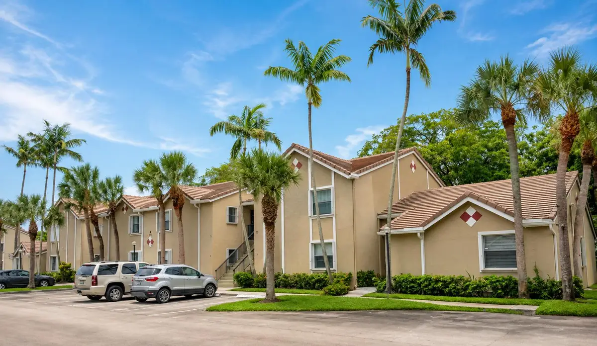 9641 Riverside #F5, Coral Springs, FL 33071 - #1
