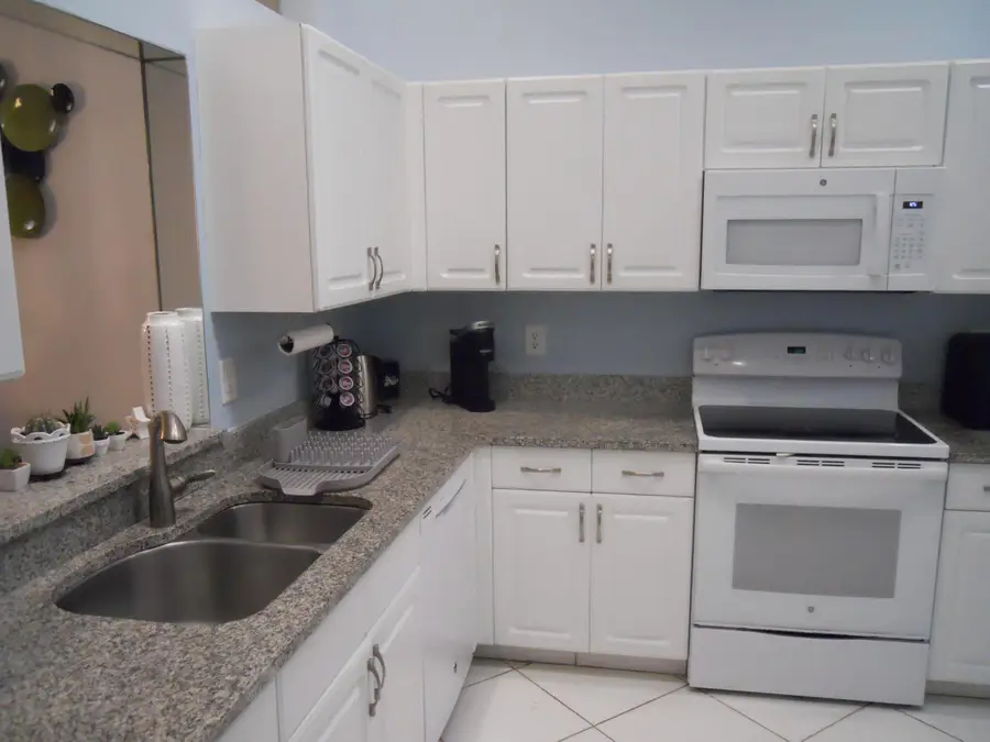 8199 Springlake Drive, Boca Raton, FL 33496 - #3