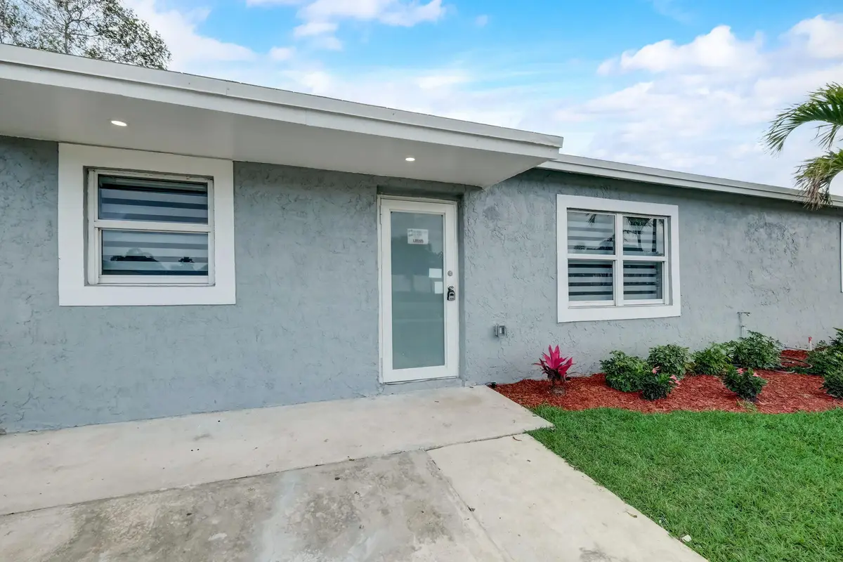 520 SW 13th Place, Deerfield Beach, FL 33441 - #1