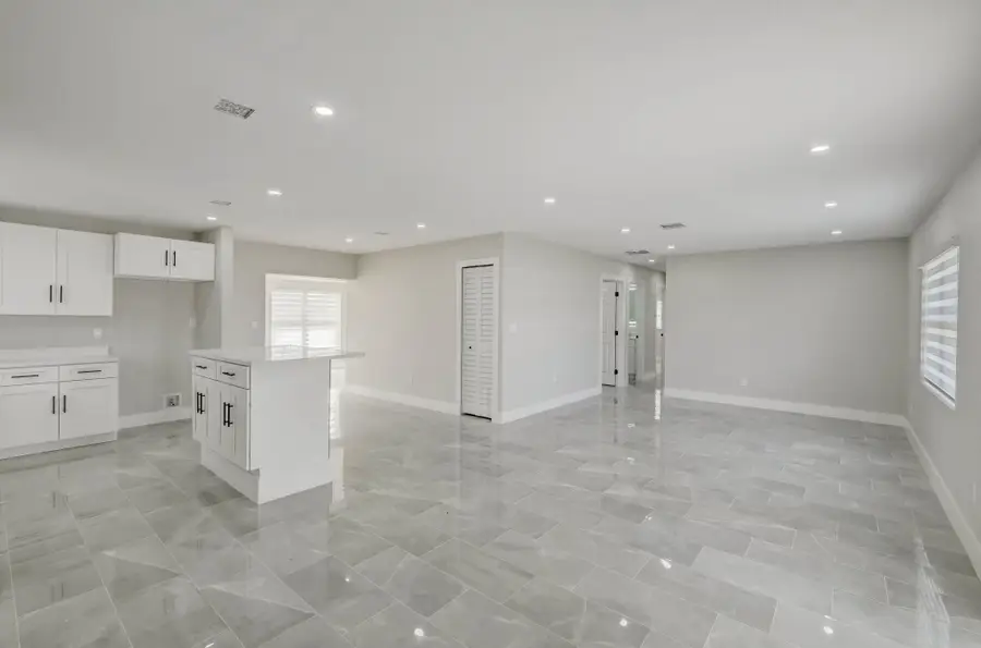 520 SW 13th Place, Deerfield Beach, FL 33441 - #3