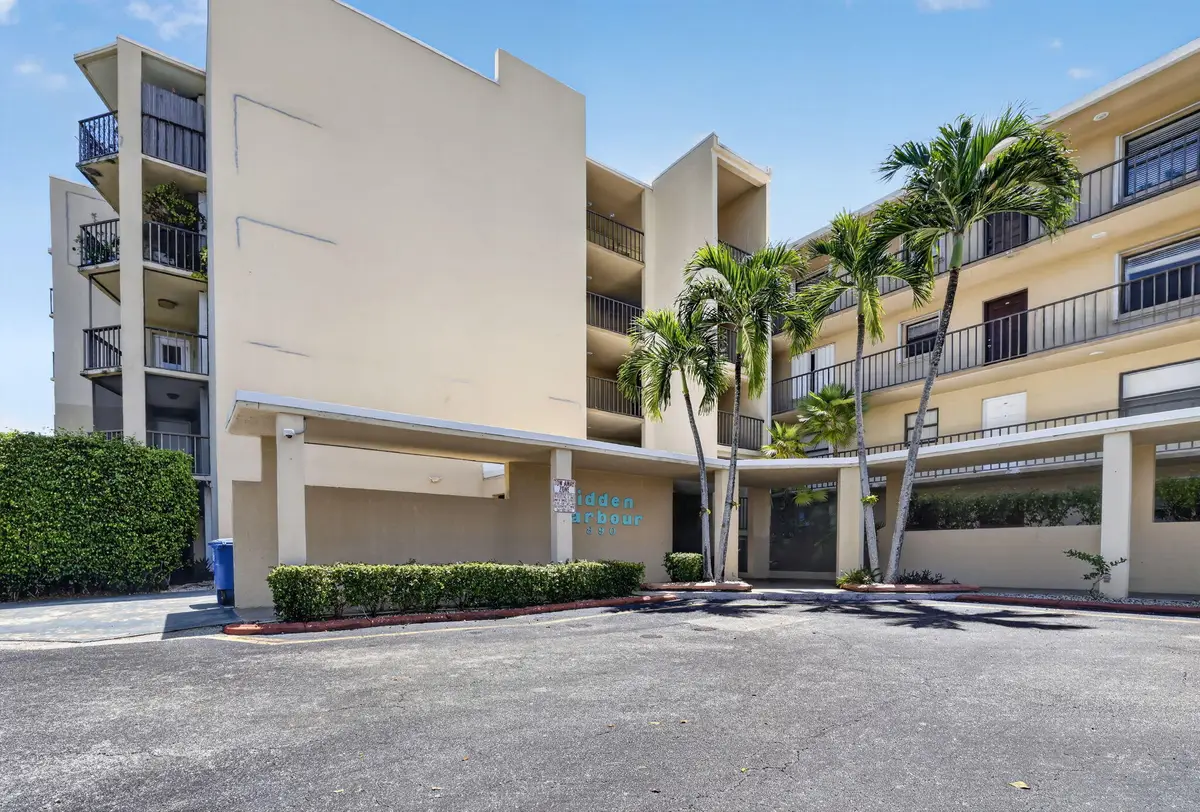 890 N Federal Highway #202, Lantana, FL 33462 - #1