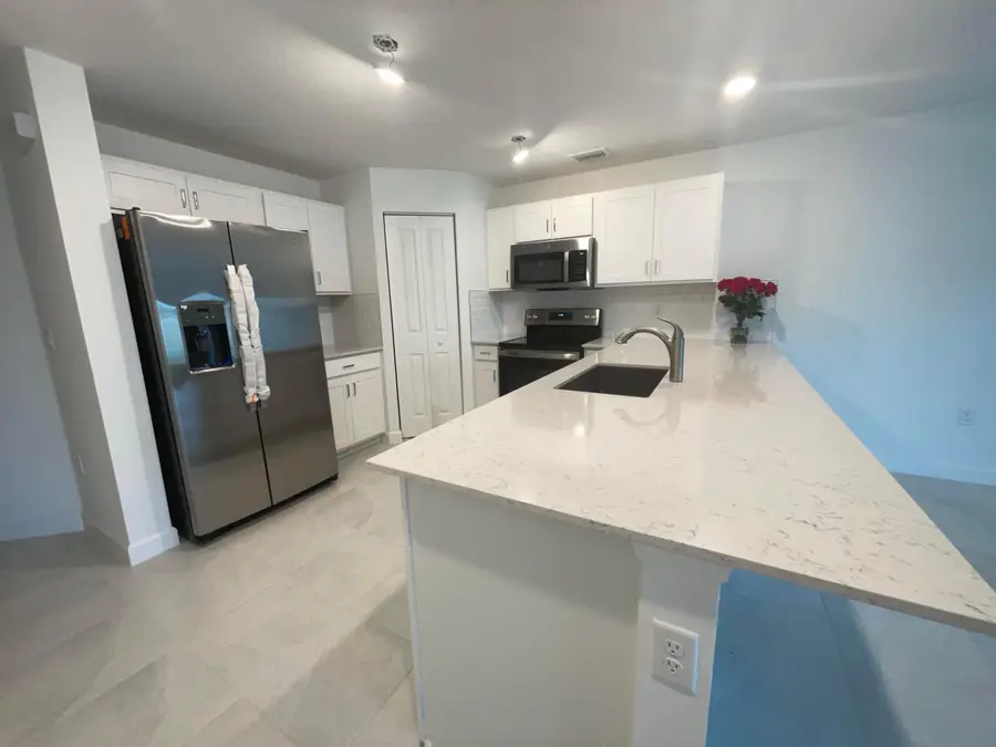 6907 Broadwater Lane, Lake Worth, FL 33467 - #2