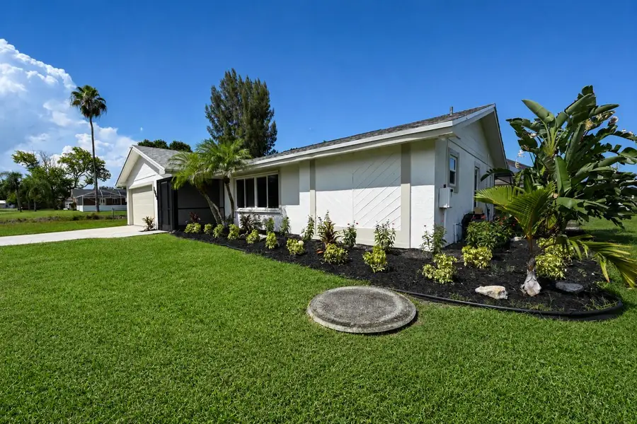 1091 SE Preston Lane, Port Saint Lucie, FL 34983 - #2
