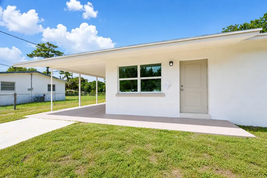 5502 San Diego Avenue, Fort Pierce, FL 34946 - #3