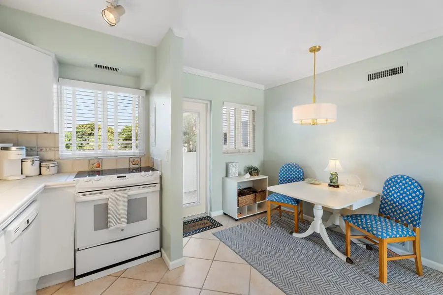 33 S Ocean Avenue #206, Palm Beach Shores, FL 33404 - #3