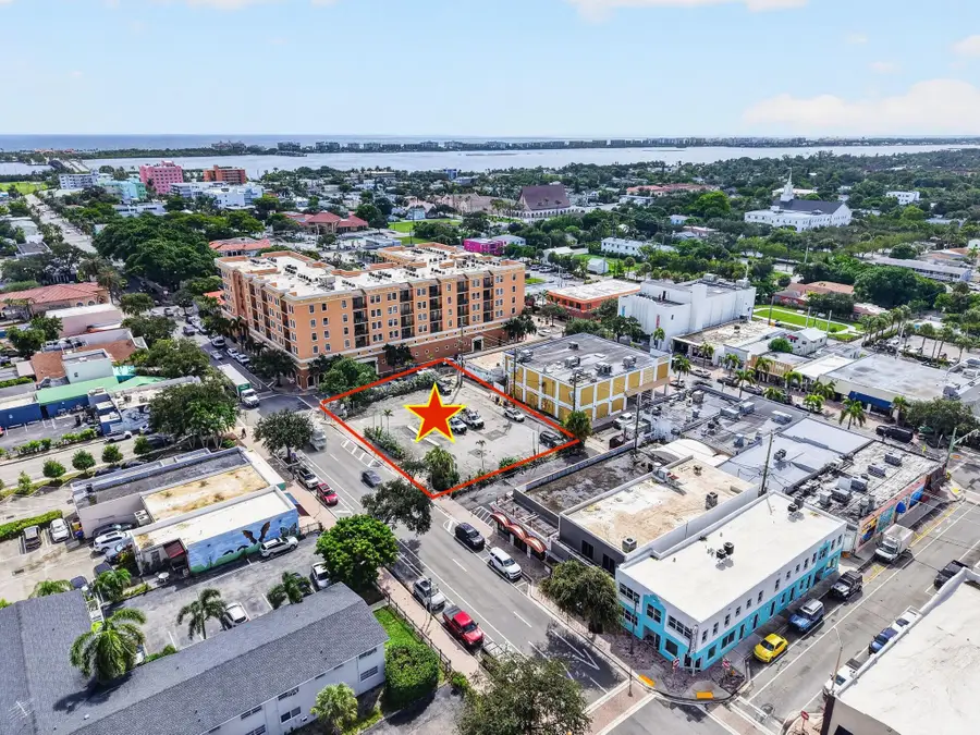 601 Lucerne Avenue, Lake Worth Beach, FL 33460 - #3