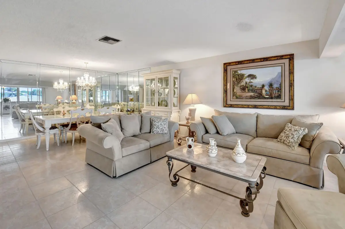 1670 NW 18th Avenue #202, Delray Beach, FL 33445 - #1