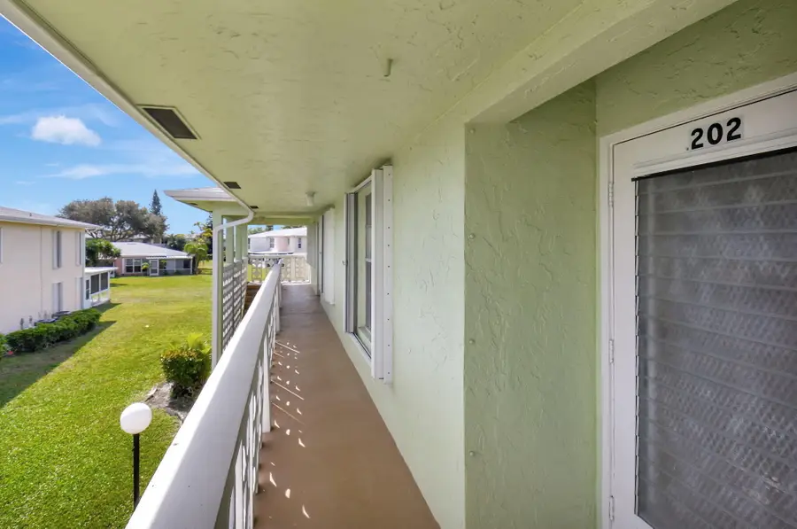 1670 NW 18th Avenue #202, Delray Beach, FL 33445 - #2