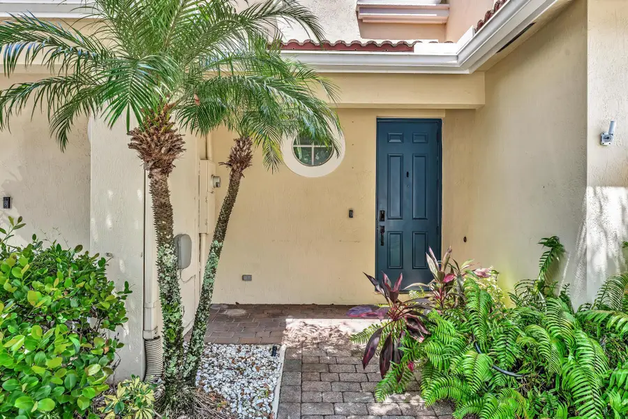 3028 N Evergreen Circle, Boynton Beach, FL 33426 - #2
