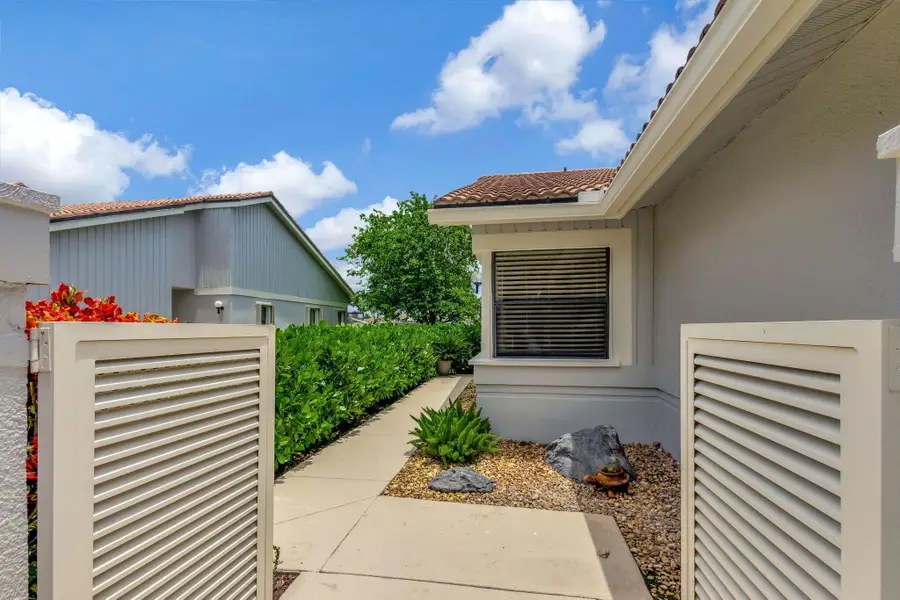 523 Prestwick Circle, Palm Beach Gardens, FL 33418 - #3