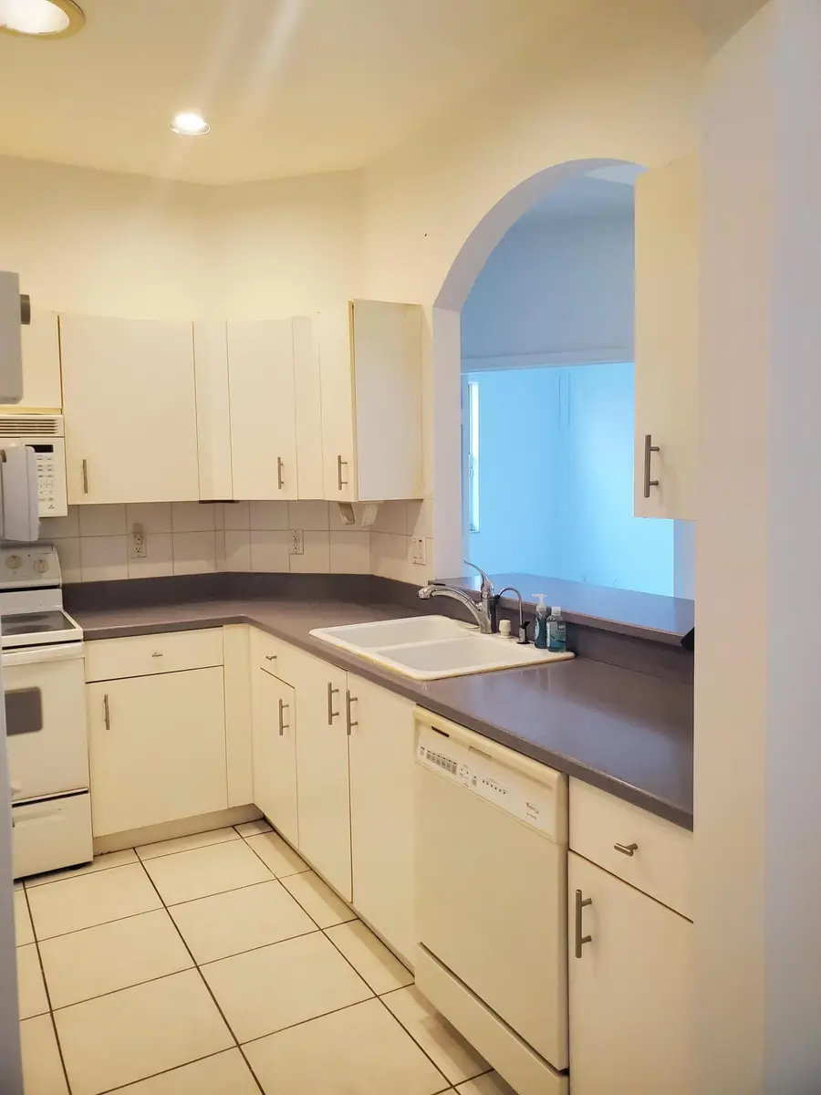 10724 Royal Caribbean Circle, Boynton Beach, FL 33437 - #3
