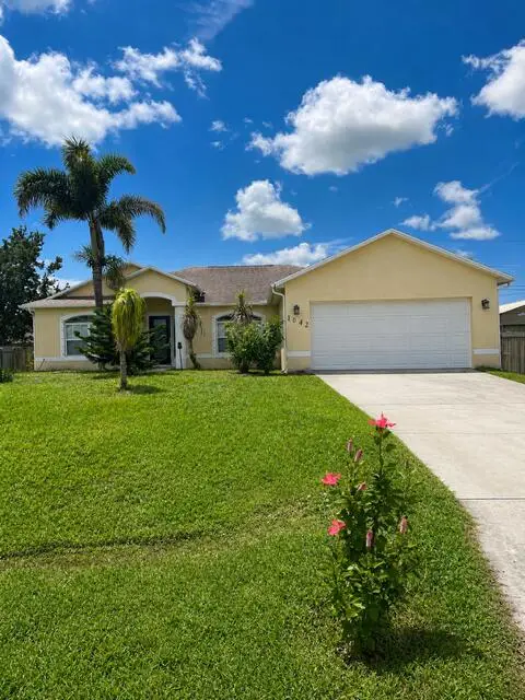 1042 SW Dartmouth Avenue, Port St Lucie, FL 34953