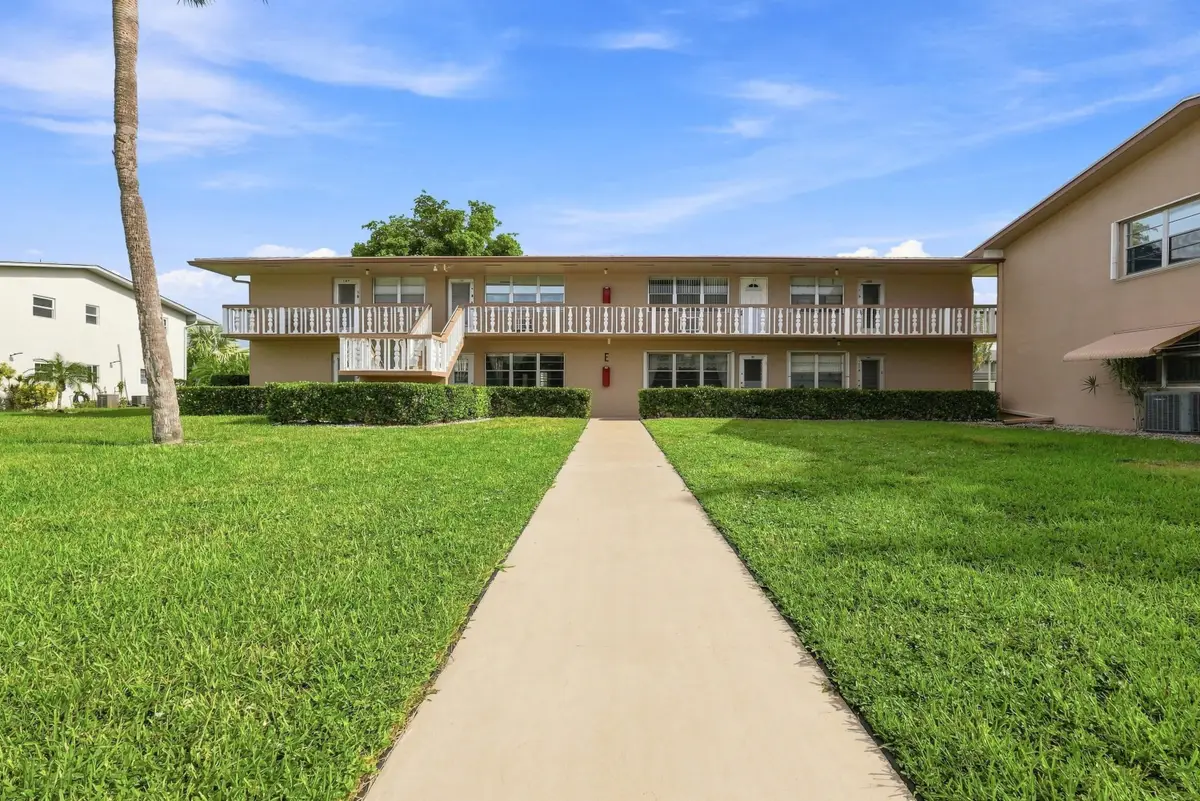 98 Norwich E, West Palm Beach, FL 33417 - #1